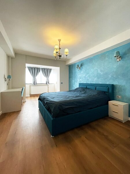 Piata Natiunile Unite, apartament 3 camere, prima inchiriere, 1000 EUR.