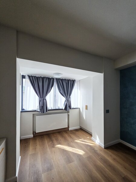 Piata Natiunile Unite, apartament 3 camere, prima inchiriere, 1000 EUR.